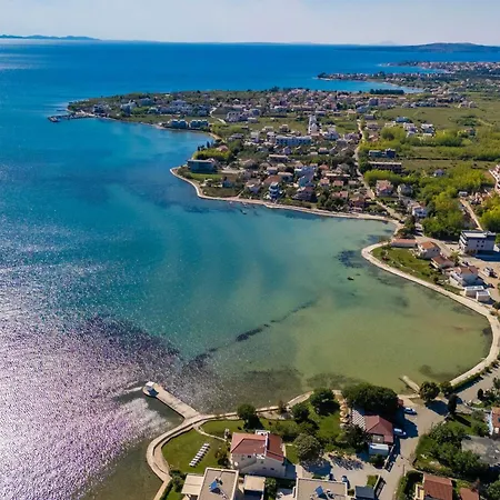 Casa vacanze Seaside Family Friendly House With A Swimming Pool Privlaka, Zadar - 18508 Privlaka (Zadar)